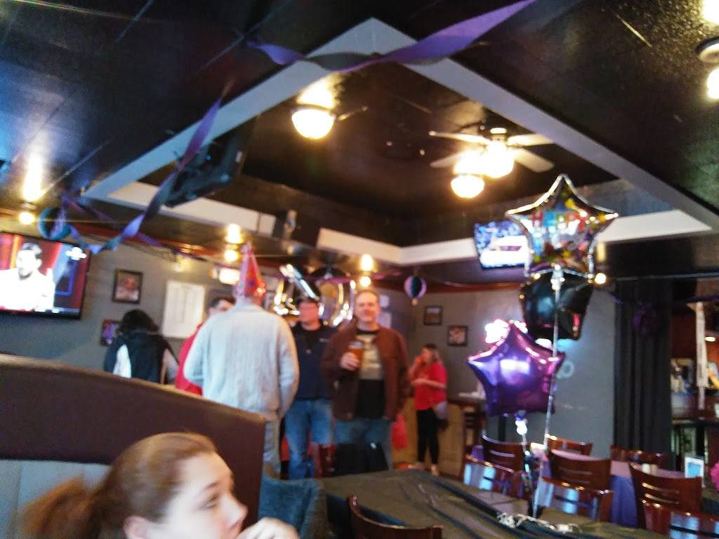 Sports Fanatics Bar & Grille | restaurant | 31640 Vine St, Willowick, OH 44095, USA | 4403470980 OR +1 440-347-0980