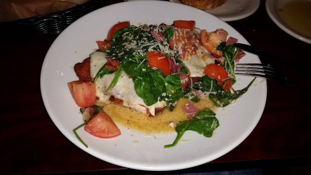 Johnny Macaronis | meal takeaway | 1300 Plymouth St, East Bridgewater, MA 02333, USA | 5084564460 OR +1 508-456-4460