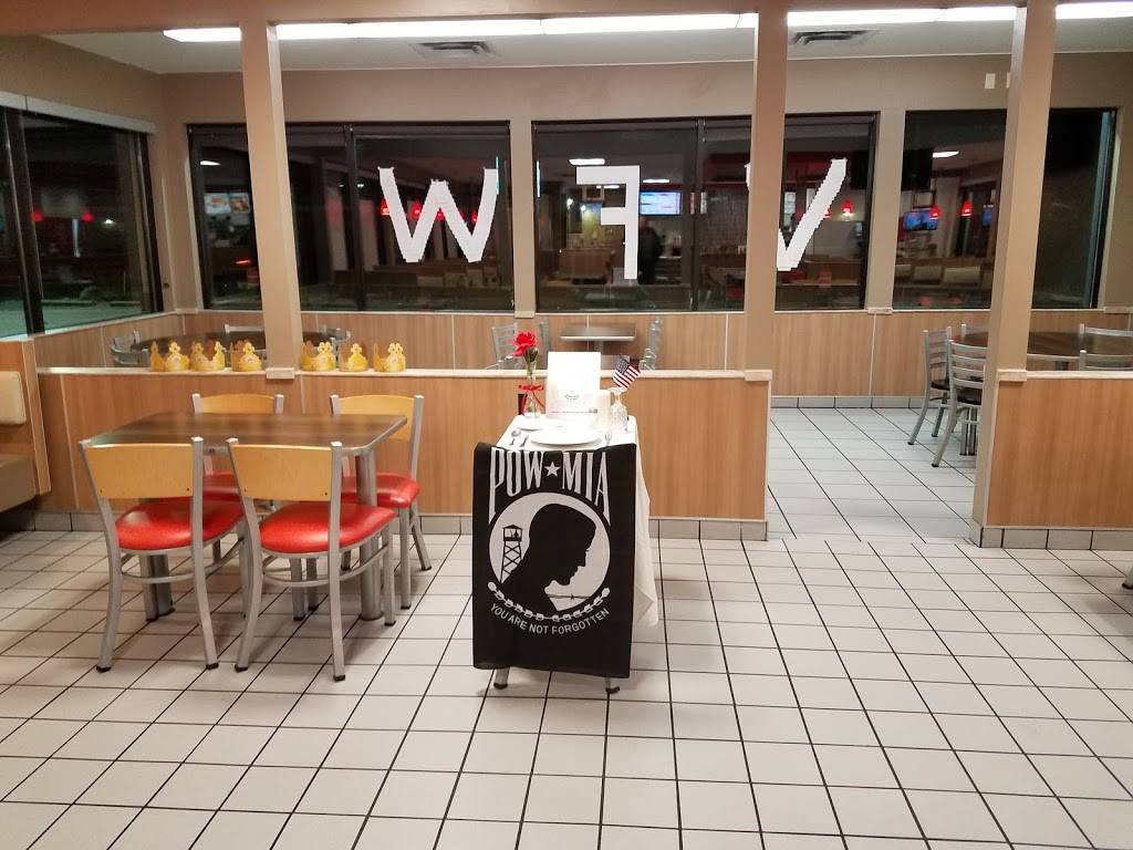 Burger King | restaurant | 906 S Black River St, Sparta, WI 54656, USA | 6082691615 OR +1 608-269-1615