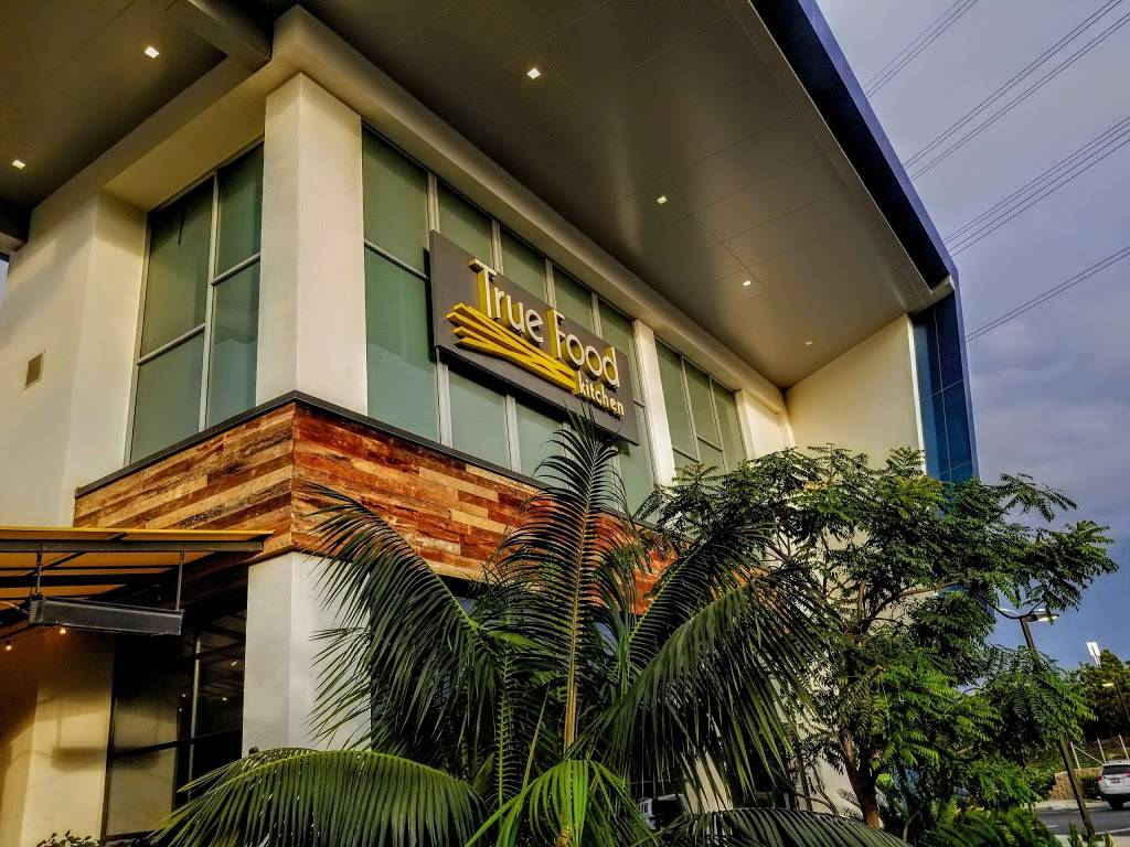 True Food Kitchen | restaurant | 860 S, CA-1 Ste 100, El Segundo, CA 90245, USA | 3104697725 OR +1 310-469-7725
