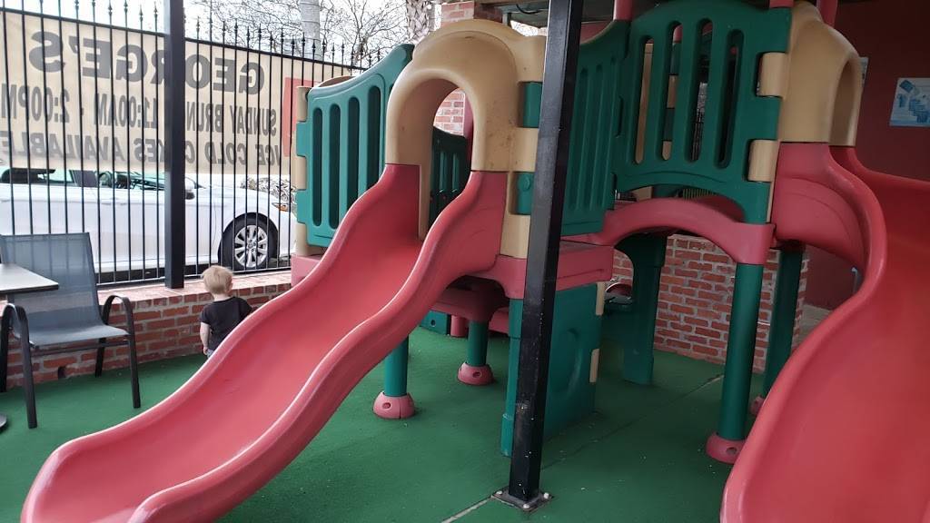 Georges Restaurants | restaurant | 15321 George Oneal Rd, Baton Rouge, LA 70817, USA | 2257555700 OR +1 225-755-5700