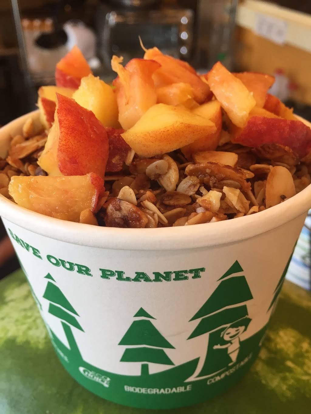 Smojo Smoothies and Juice | cafe | 2025 Library Ave Ste 202, Crozet, VA 22932, USA | 3604814087 OR +1 360-481-4087