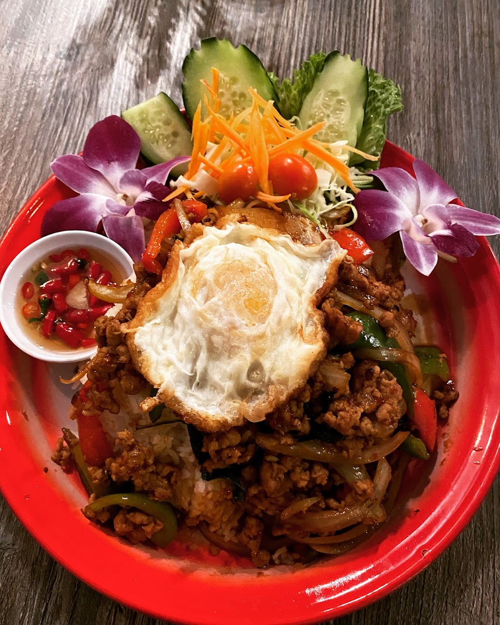 May thai kitchen | restaurant | 1319 Park St, Alameda, CA 94501, USA | 5102638229 OR +1 510-263-8229