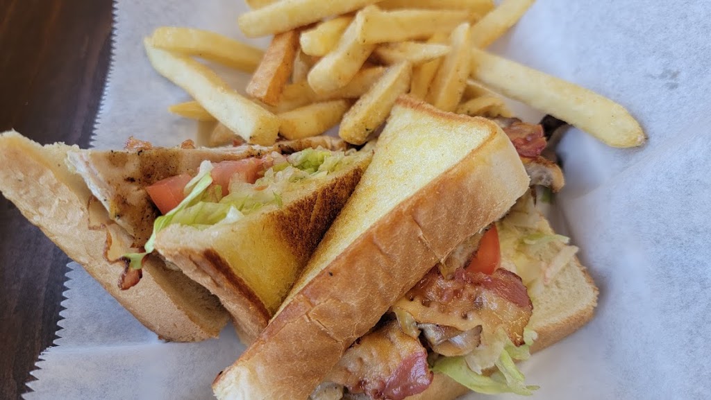 Red Barn Grill & Cafe | restaurant | 23331 Orchard Lake Rd, Farmington, MI 48336, USA | 2484827009 OR +1 248-482-7009