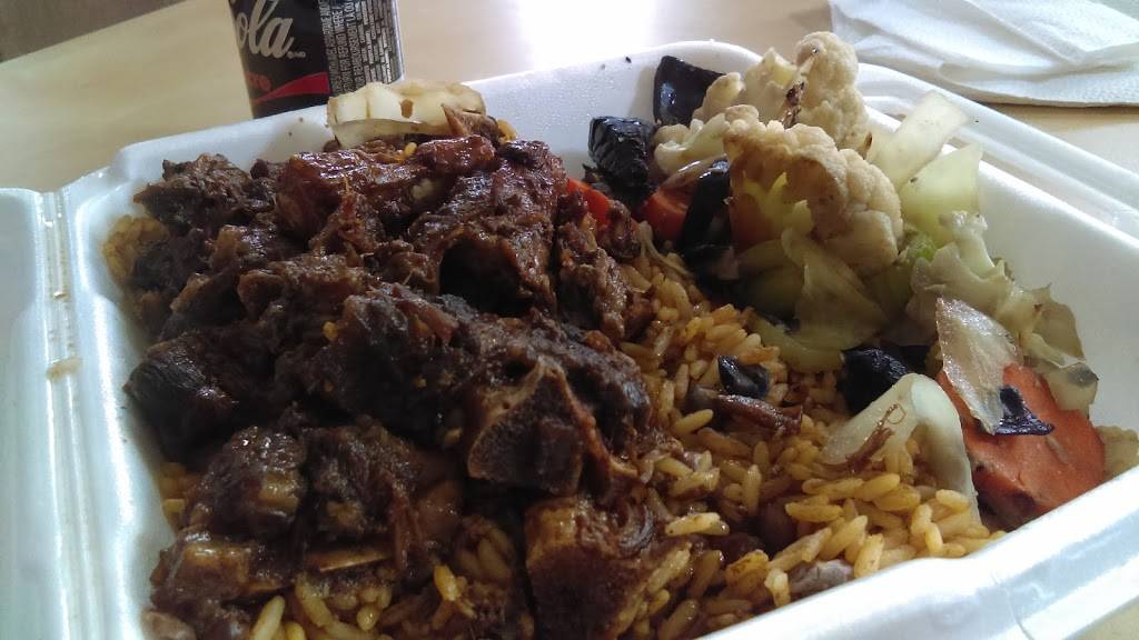 Gourmet 2 Go | restaurant | 6082 Tecumseh Rd E, Windsor, ON N8T 1E3, Canada | 5199159989 OR +1 519-915-9989