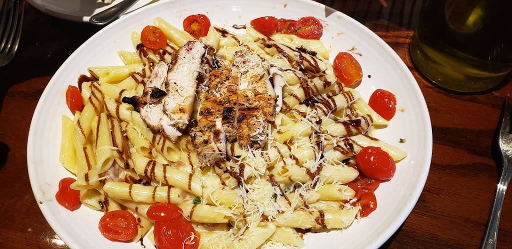 Carrabbas Italian Grill | restaurant | 1900 SW Fountainview Blvd, Port St. Lucie, FL 34986, USA | 7723445897 OR +1 772-344-5897