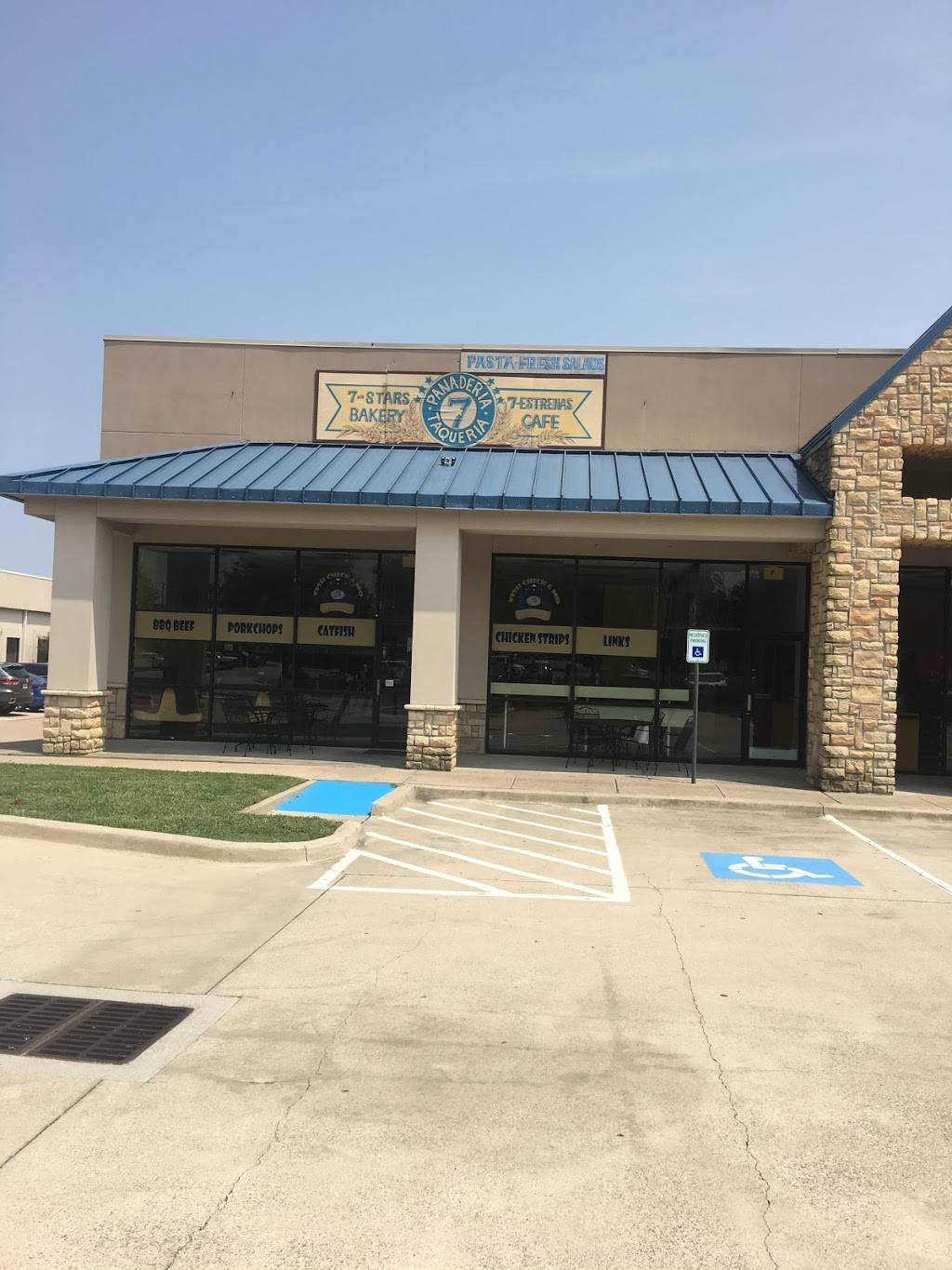 js fish chick & mo | restaurant | 401 N Valley Pkwy suite 300, Lewisville, TX 75067, USA | 2142227655 OR +1 214-222-7655