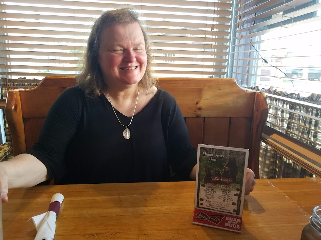 Mama Bears Restaurant | restaurant | 420 US-201, Jackman, ME 04945, USA | 2076684222 OR +1 207-668-4222