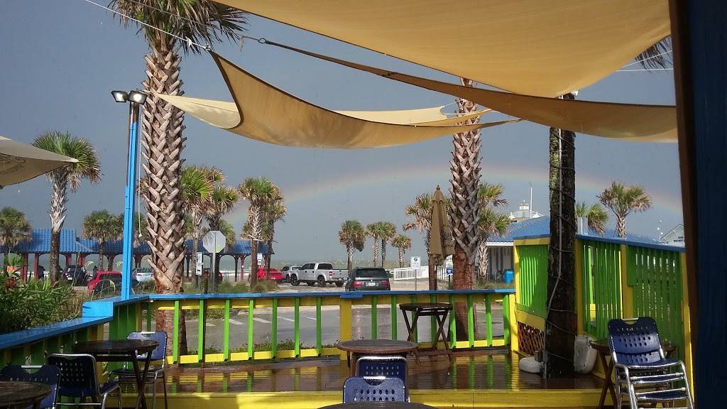 Barracudas Bar & Grill | restaurant | 203 S Atlantic Ave, New Smyrna Beach, FL 32169, USA | 3869573931 OR +1 386-957-3931