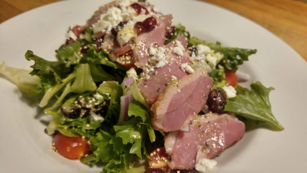 Baldachin Inn | restaurant | 111 St Lawrence St, Merrickville, ON K0G 1N0, Canada | 3439250229 OR +1 343-925-0229