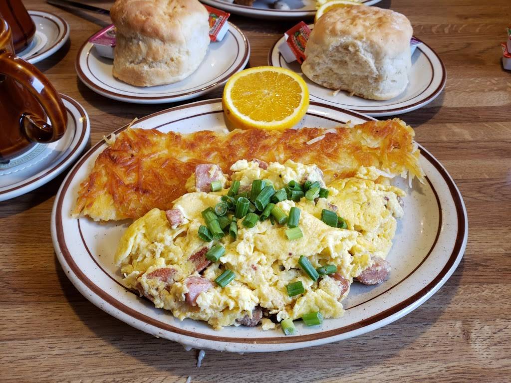 Totem Family Dining | restaurant | 4410 Rucker Ave, Everett, WA 98203, USA | 4252523277 OR +1 425-252-3277