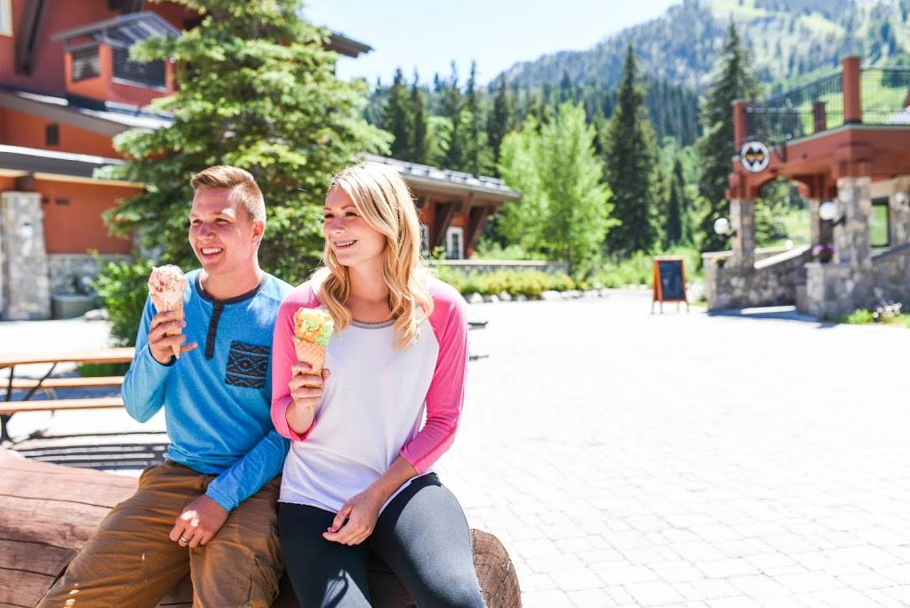 Stone Haus Pizzeria & Creamery | restaurant | 12000 Big Cottonwood Canyon Rd building 6, Solitude, UT 84121, USA | 8015365767 OR +1 801-536-5767