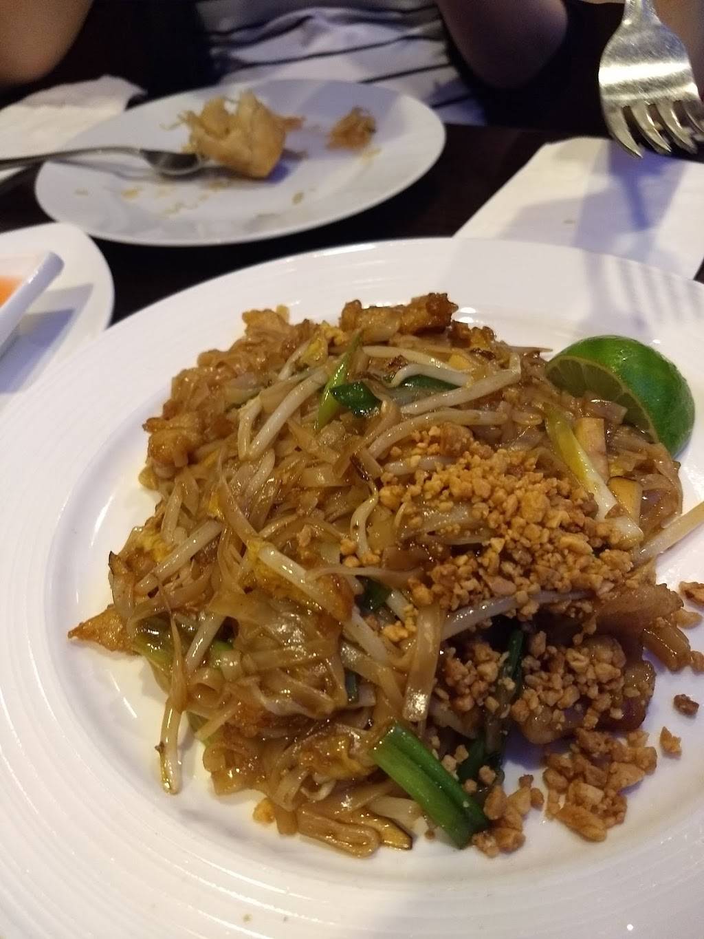 Asian Bowl | restaurant | 24806 Union Tpke, Queens, NY 11426, USA | 7189622889 OR +1 718-962-2889