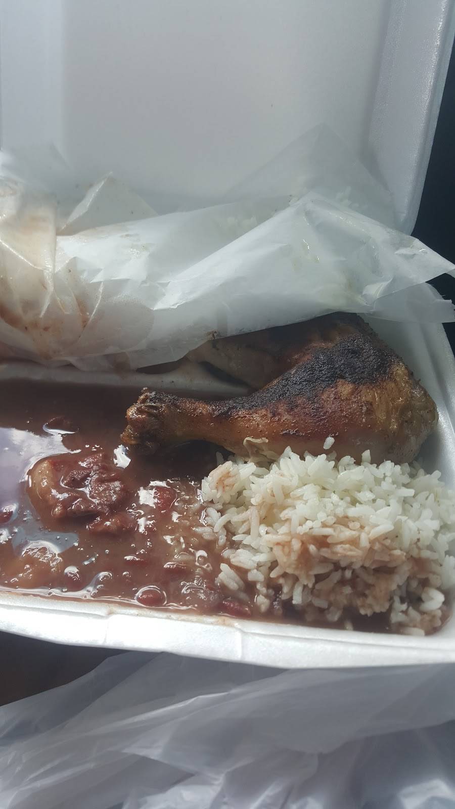 Hurst Restaurant | restaurant | 2152 Airline Dr, Kenner, LA 70062, USA | 5044671370 OR +1 504-467-1370