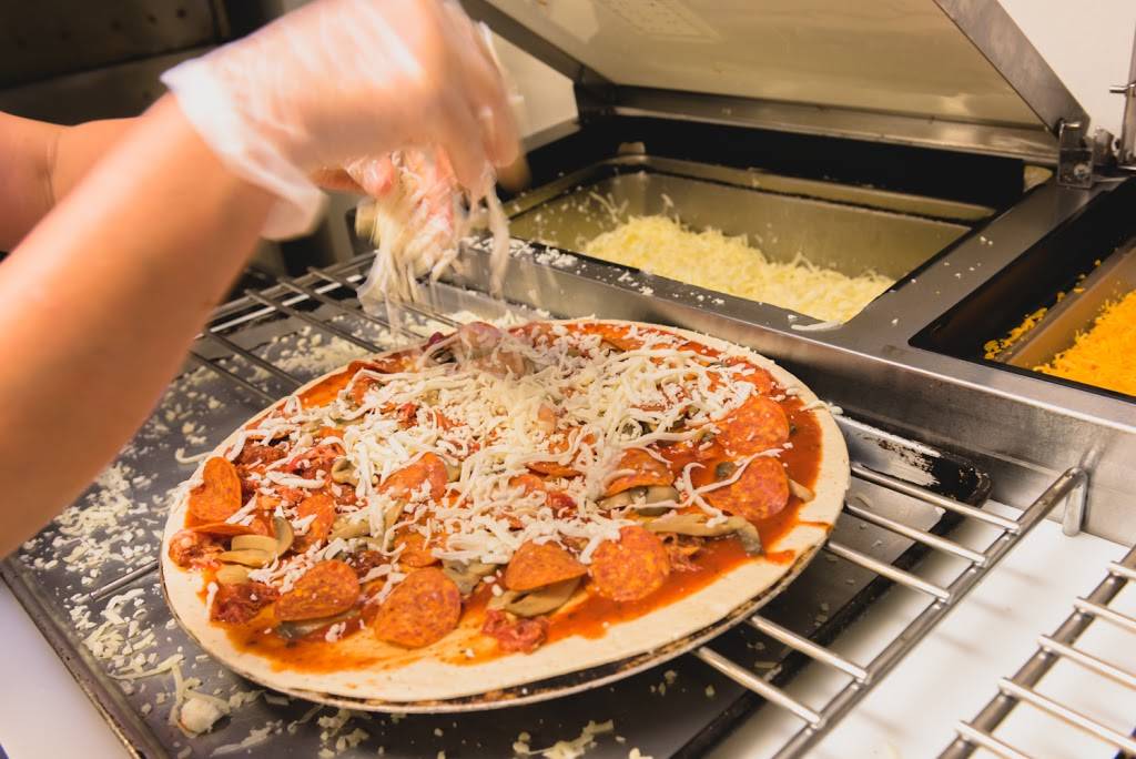 Paesanos Pizzeria | restaurant | 2804 SW 9th St, Des Moines, IA 50315, USA | 5152441699 OR +1 515-244-1699