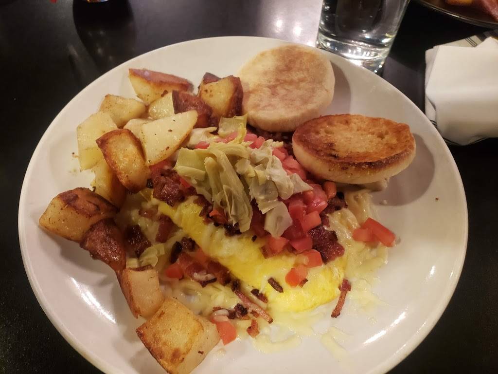 Taxis Grille & Bar | restaurant | 1822 N 120th St, Omaha, NE 68154, USA | 4028981882 OR +1 402-898-1882