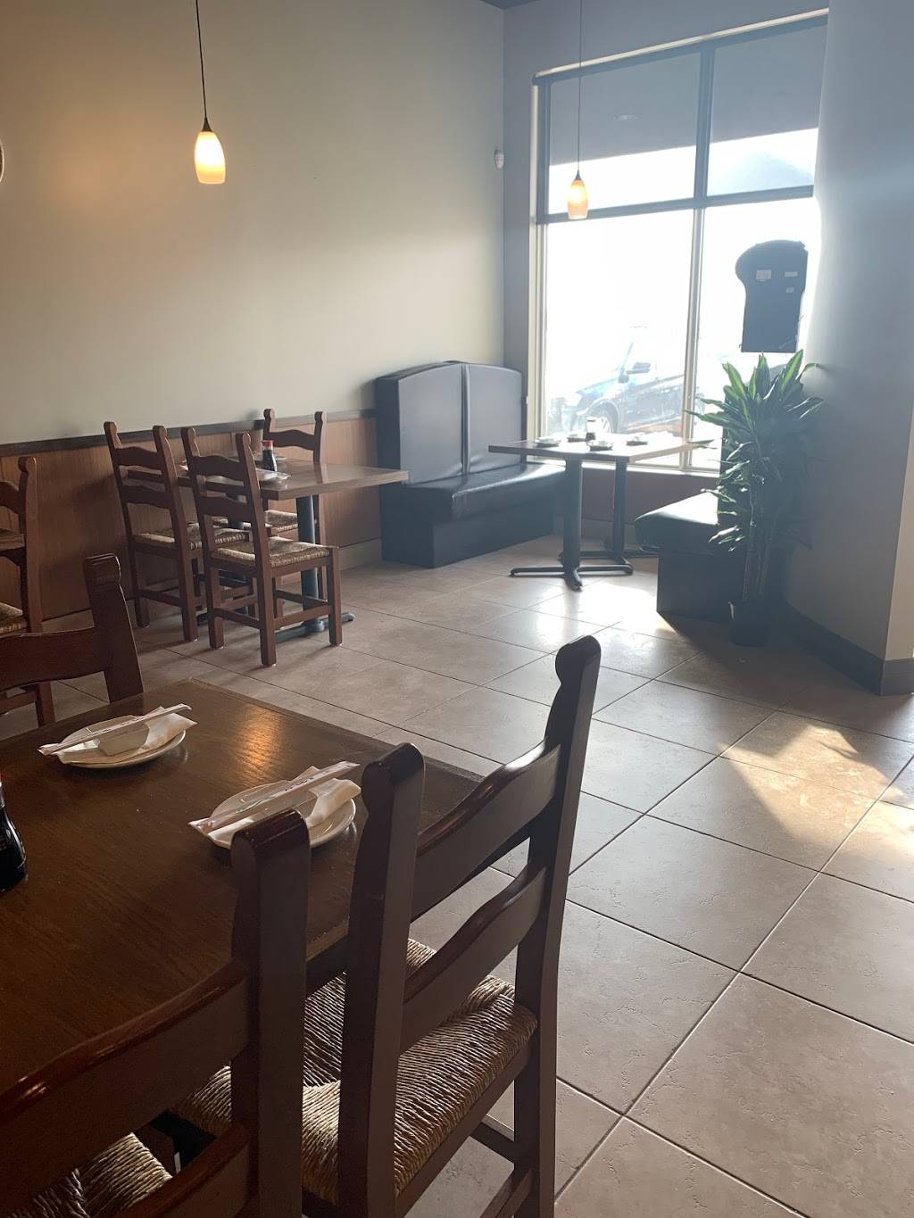 Salt. Sushi | restaurant | 25 Amy Croft Dr Unit 31, Windsor, ON N9K 1C7, Canada | 5199798188 OR +1 519-979-8188