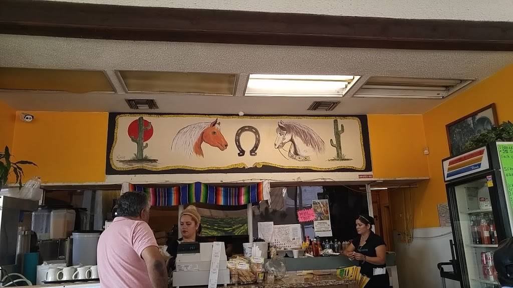 Taqueria Los Dos Laredos | restaurant | 1303 S Hackberry, San Antonio, TX 78210, USA | 2105342494 OR +1 210-534-2494