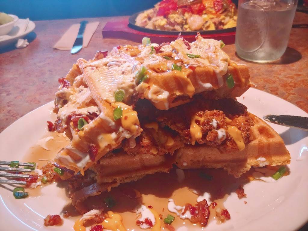 Huckleberrys Breakfast & Lunch | restaurant | 1214 W F St, Oakdale, CA 95361, USA | 2093222219 OR +1 209-322-2219