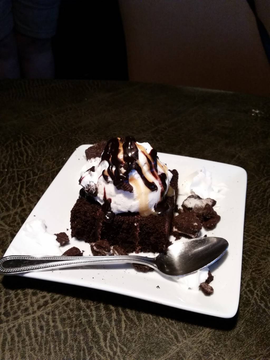 Ruby Tuesday | restaurant | 201 Commerce Dr, Elizabethtown, KY 42701, USA | 2707691513 OR +1 270-769-1513