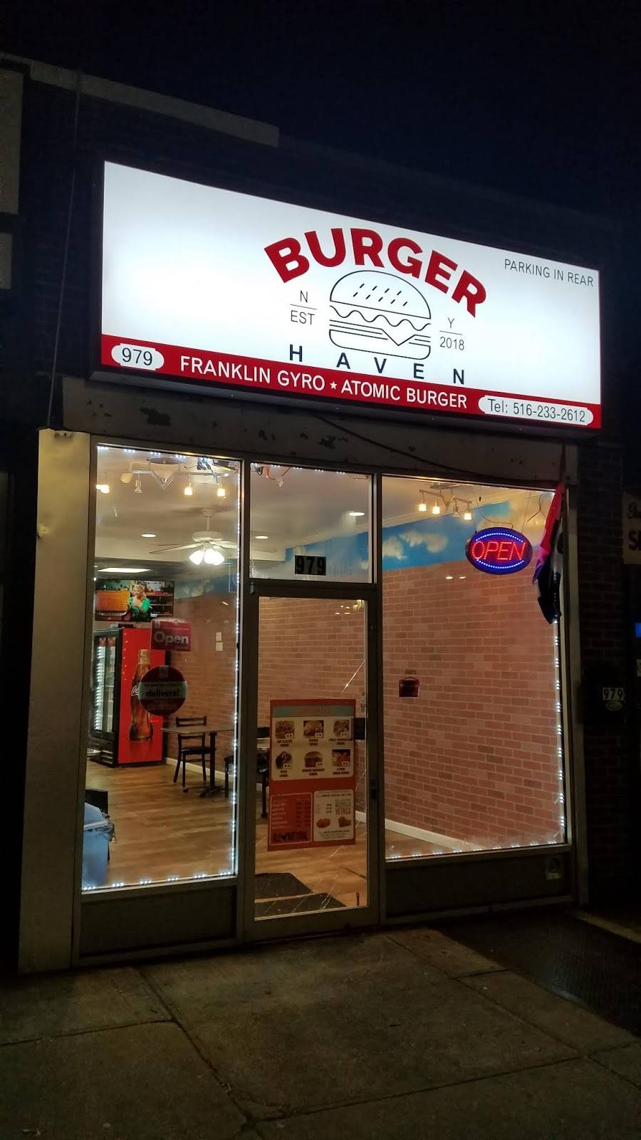 Burger Haven | restaurant | 979 Hempstead Turnpike, Franklin Square, NY 11010, USA | 5162332612 OR +1 516-233-2612