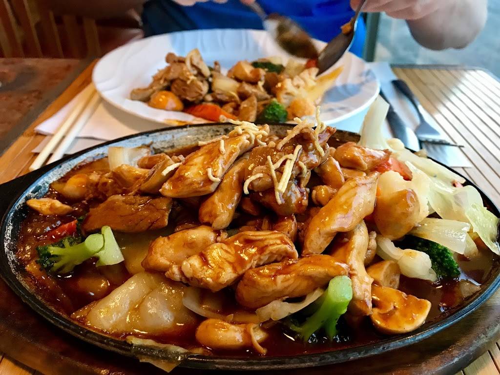 Restaurant Nguyen | restaurant | 2647 1re Ave, Québec, QC G1L 3N6, Canada | 4186235888 OR +1 418-623-5888