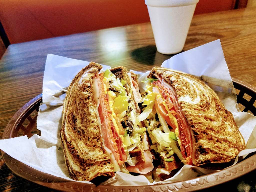 Razzys Deli | restaurant | 2615 N 90th St, Omaha, NE 68134, USA | 4023972131 OR +1 402-397-2131