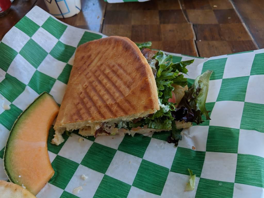 Trishs Dishes | meal takeaway | 407 S Main St, Leland, MI 49654, USA | 2319942288 OR +1 231-994-2288