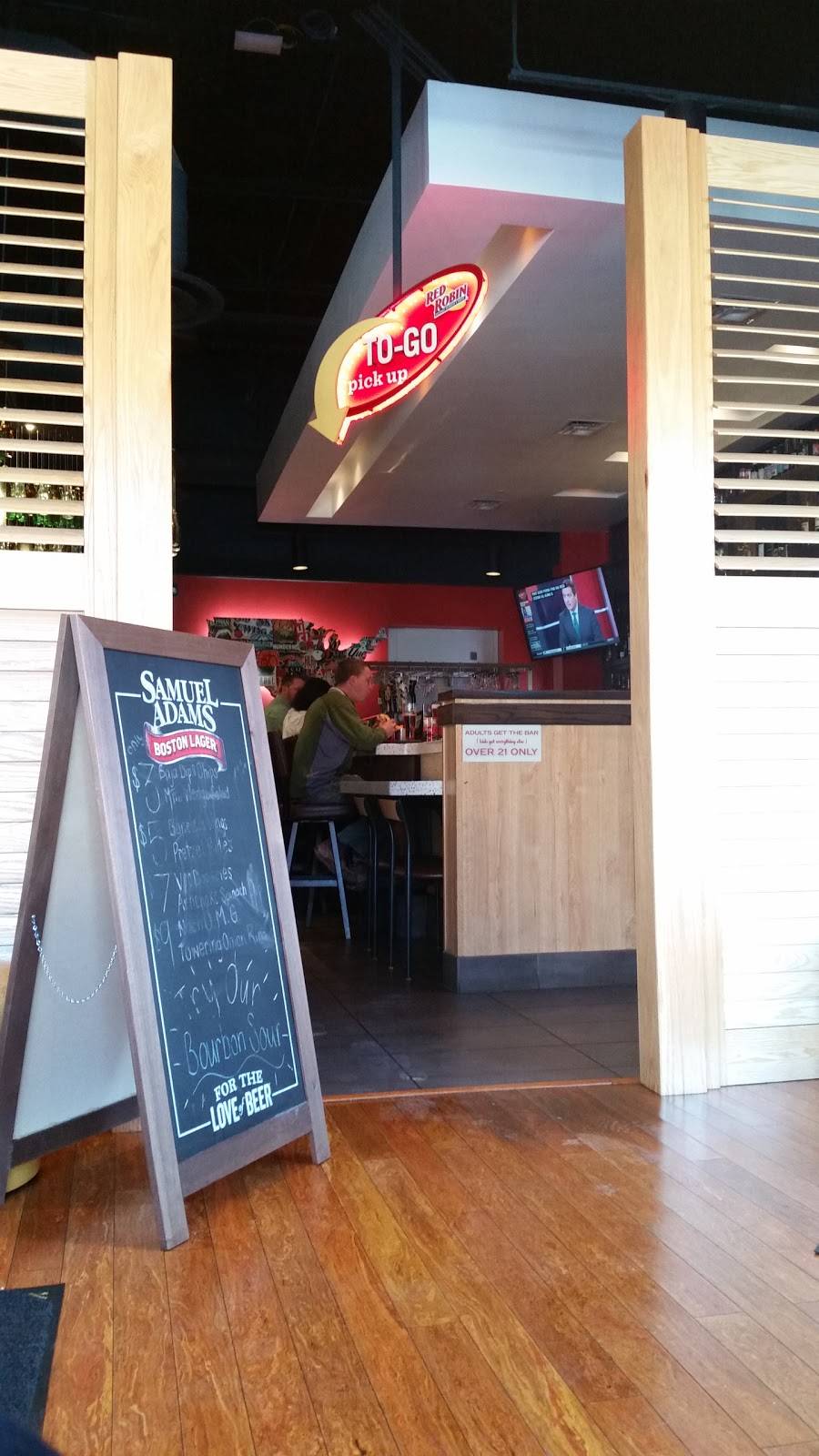 Red Robin Gourmet Burgers and Brews | restaurant | 3821 Boston St, Baltimore, MD 21224, USA | 4103272080 OR +1 410-327-2080