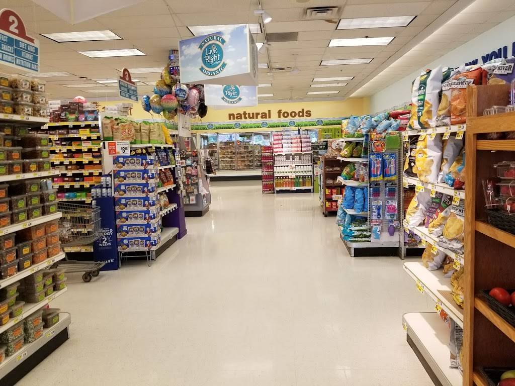 ShopRite Plaza - Brookfield | restaurant | 143 Federal Rd, Brookfield, CT 06804, USA | 2037757078 OR +1 203-775-7078