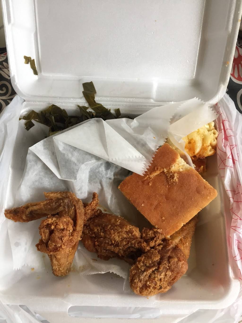 Roberts Restaurant | restaurant | 2810 Evans Mill Rd, Lithonia, GA 30058, USA | 7704843355 OR +1 770-484-3355