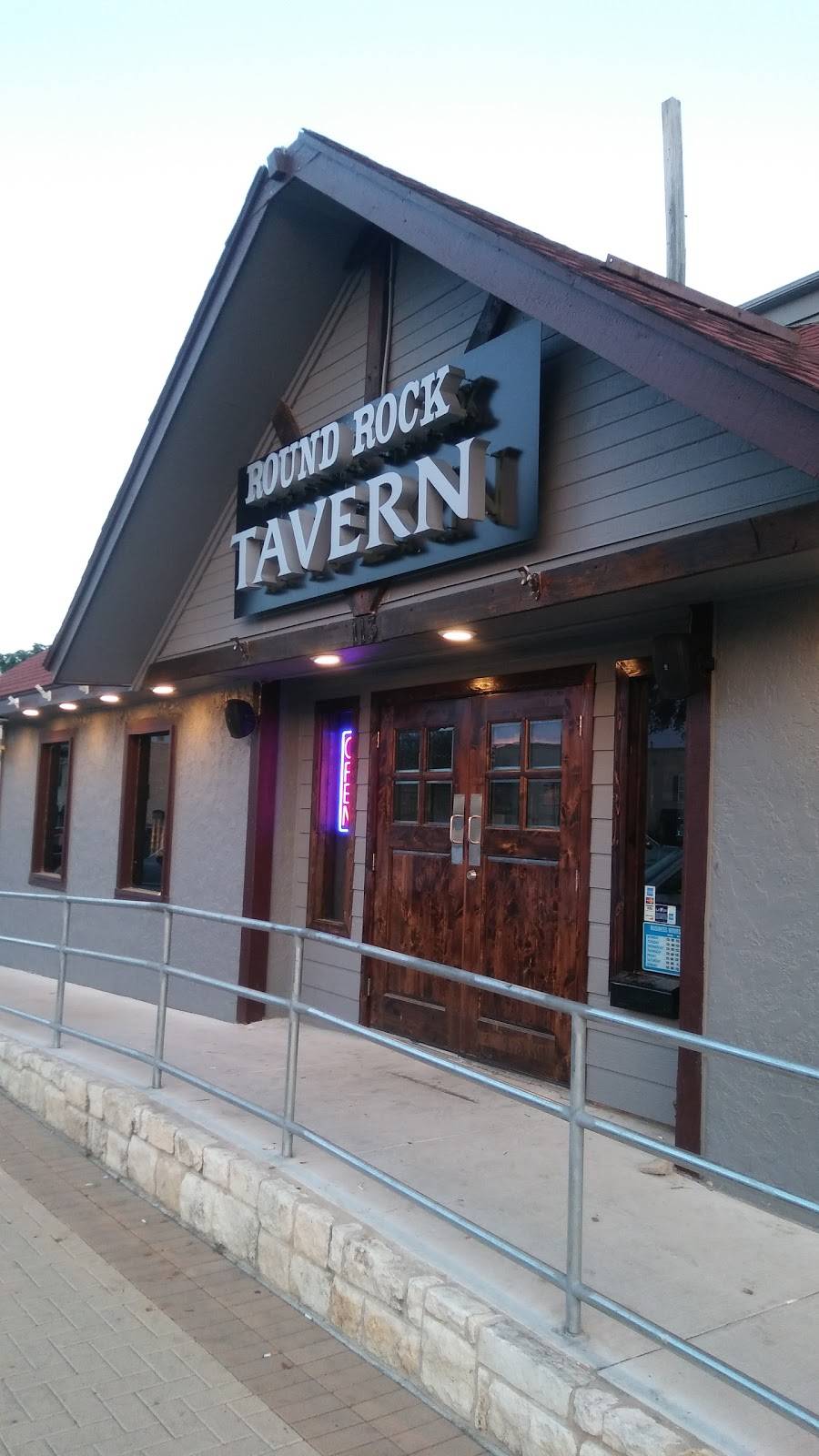 Round Rock Tavern | restaurant | 113 W Main St, Round Rock, TX 78664, USA | 5122559777 OR +1 512-255-9777