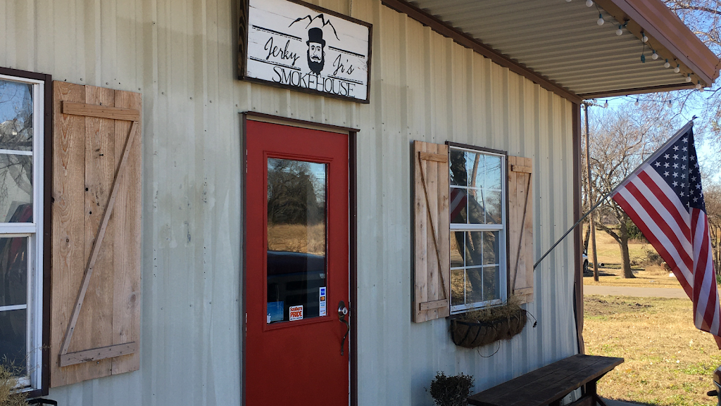 Jerky Jrs | restaurant | 215 W Main St, Wolfe City, TX 75496, USA | 9034968019 OR +1 903-496-8019