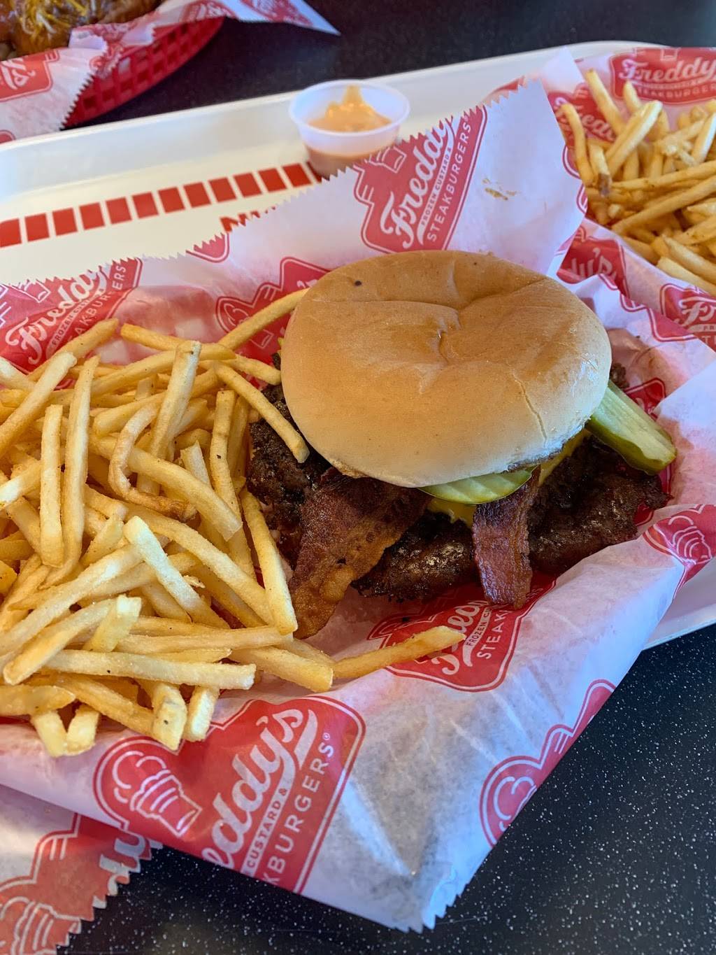 Freddys Frozen Custard & Steakburgers | restaurant | Crown Point Center, 18424 Cottonwood Dr, Parker, CO 80138, USA | 3038058855 OR +1 303-805-8855