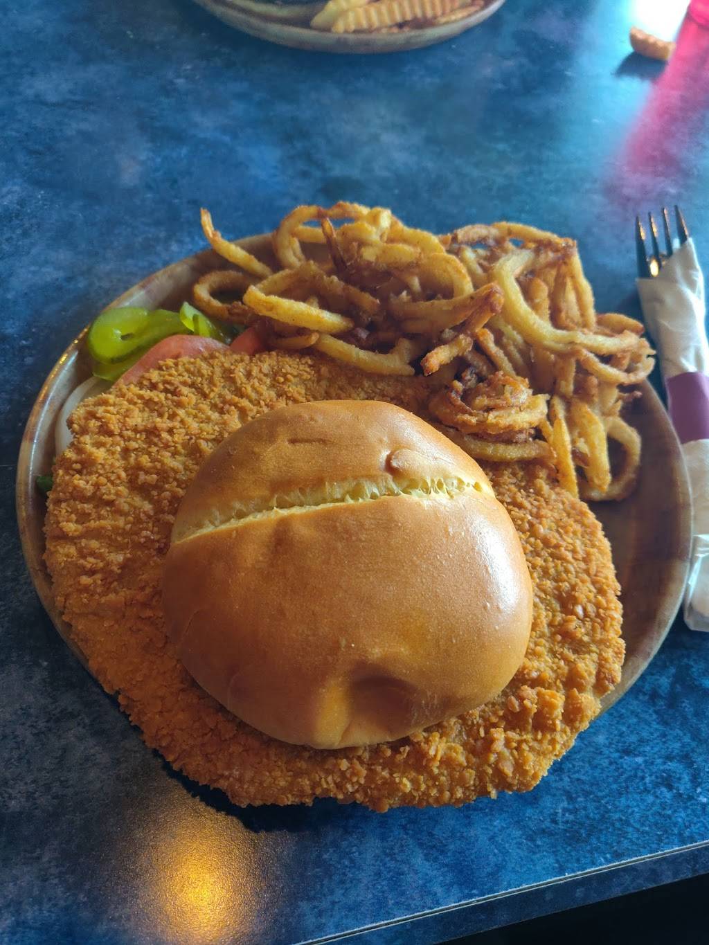 Fireside Grille | restaurant | 523 8th St SE, Altoona, IA 50009, USA | 5159678122 OR +1 515-967-8122