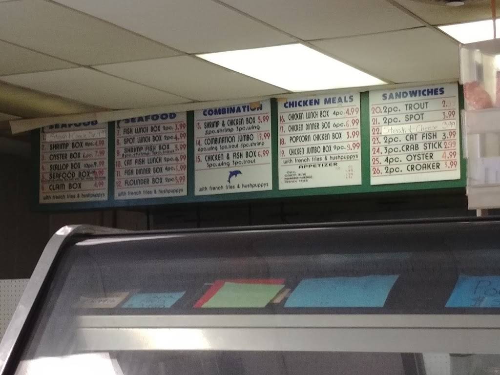 Town Seafood | restaurant | 317 Church St, Blackstone, VA 23824, USA | 4342925900 OR +1 434-292-5900