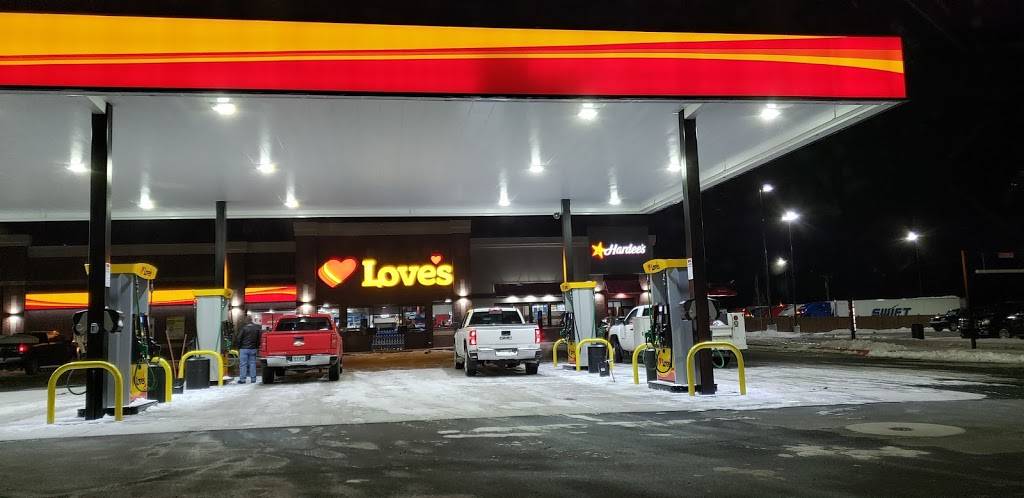 Hardees | restaurant | 14137 Plank Rd, Milan, MI 48160, USA | 7344397406 OR +1 734-439-7406