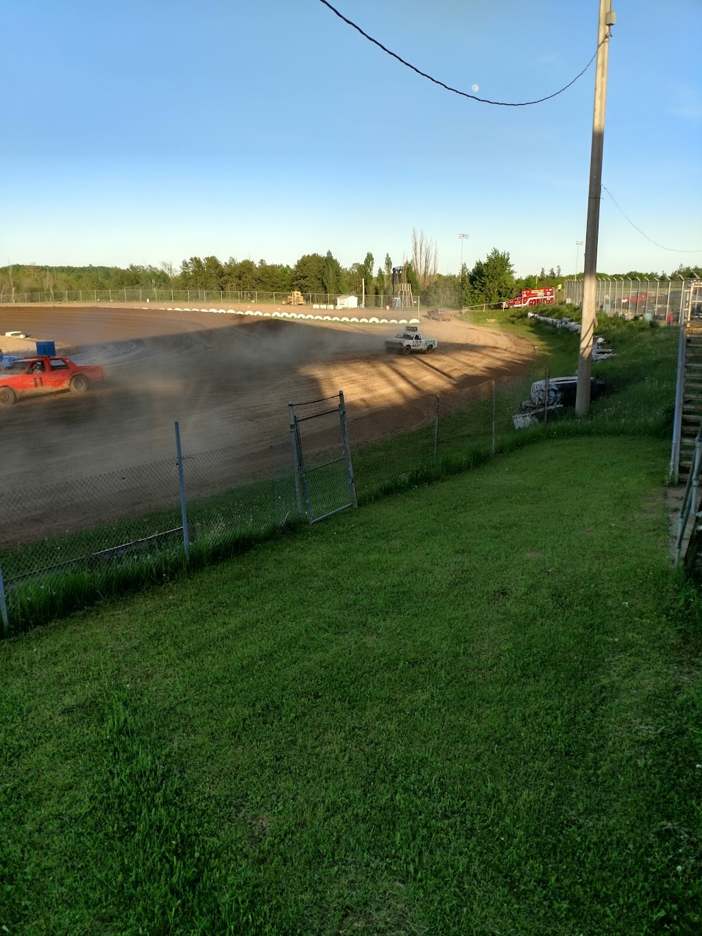 Dozers | restaurant | 16211 Half Cir Dr, Pengilly, MN 55775, USA | 2188851896 OR +1 218-885-1896