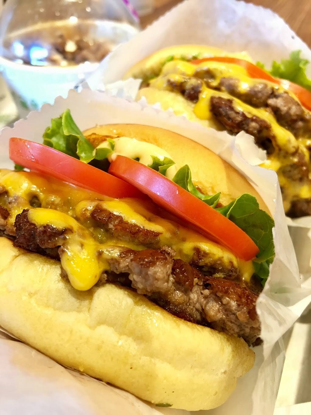 Shake Shack | restaurant | 2225 Village Walk Dr #191, Henderson, NV 89052, USA | 7028462710 OR +1 702-846-2710