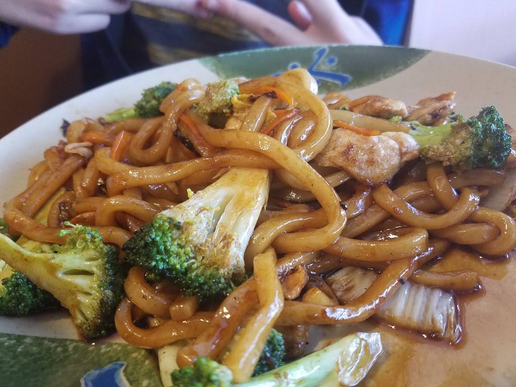 Little Tokyo Restaurant | restaurant | 18020 TX-105 #600, Montgomery, TX 77356, USA | 9365824876 OR +1 936-582-4876