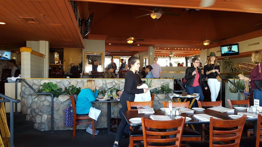 Boathouse Restaurant | restaurant | 2040 Harbor Island Dr, San Diego, CA 92101, USA | 6192918011 OR +1 619-291-8011