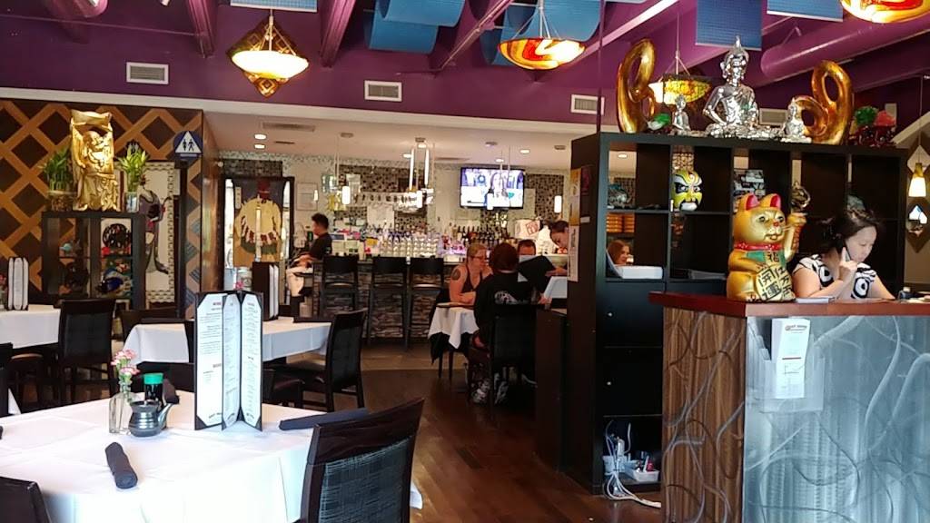 East Moon Asian Bistro | restaurant | 8162 S Holly St, Centennial, CO 80122, USA | 3037799999 OR +1 303-779-9999