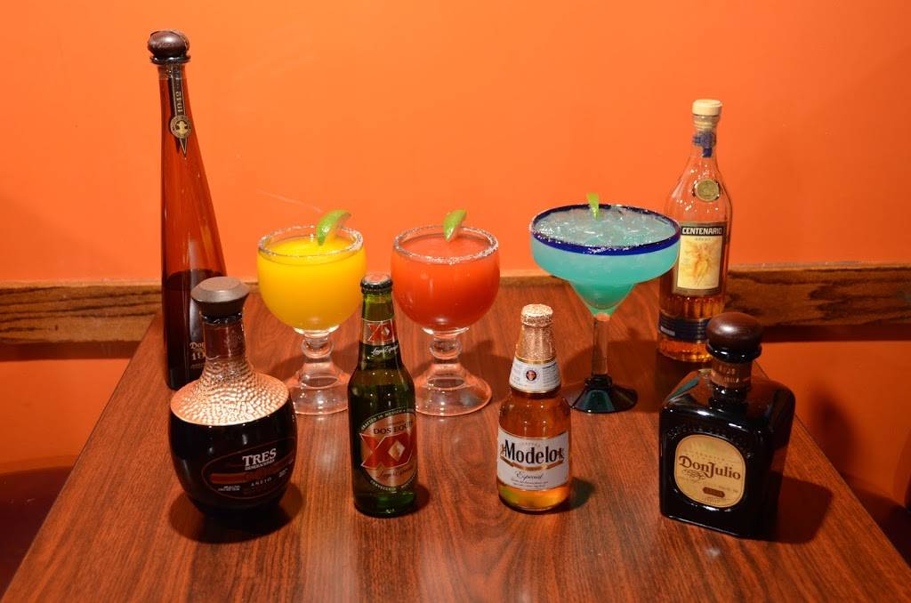 Blue Margaritas | restaurant | 661 N Cummings Ln, Washington, IL 61571, USA | 3094815363 OR +1 309-481-5363