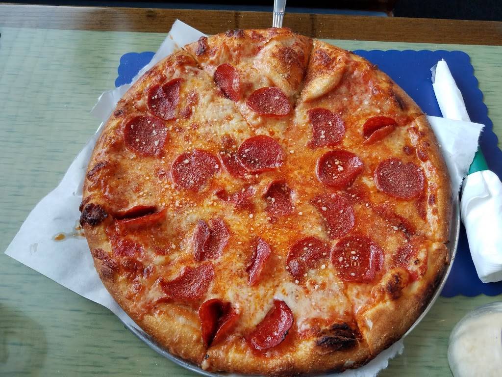 Wings’n’Pies Groton | restaurant | 924 CT-12, Groton, CT 06340, USA | 8604058200 OR +1 860-405-8200