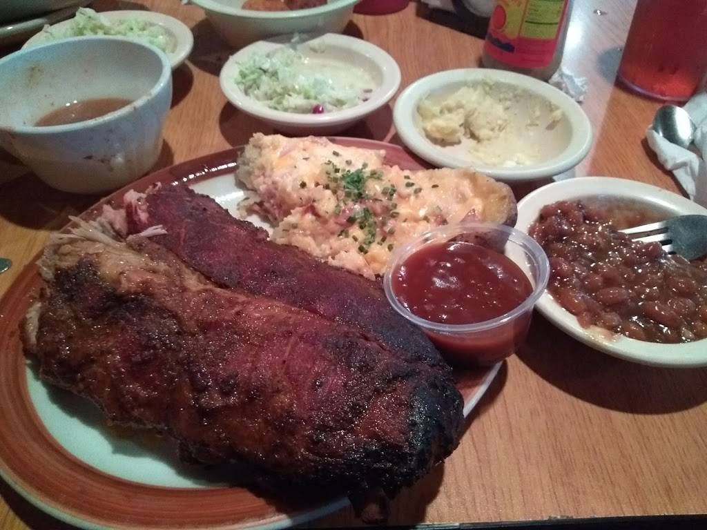 Muldrow’s Wagon Wheel Express | restaurant | 200 S Main St, Muldrow, OK 74948, USA | 9184270755 OR +1 918-427-0755