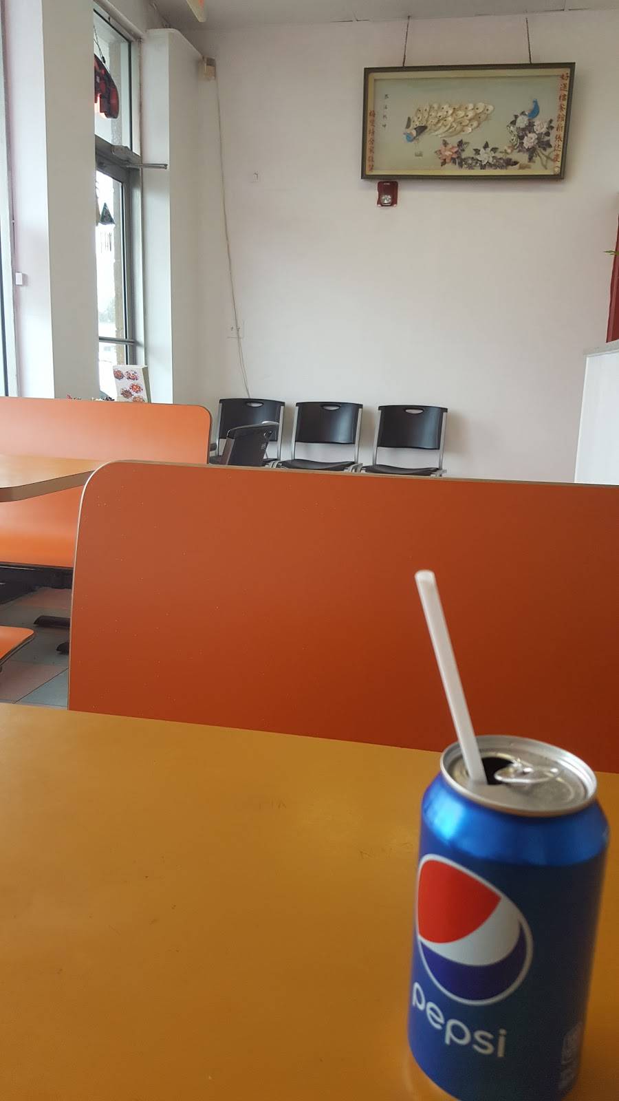 Jins Chop Suey | restaurant | 644 W Lake St, Roselle, IL 60172, USA | 6309801238 OR +1 630-980-1238