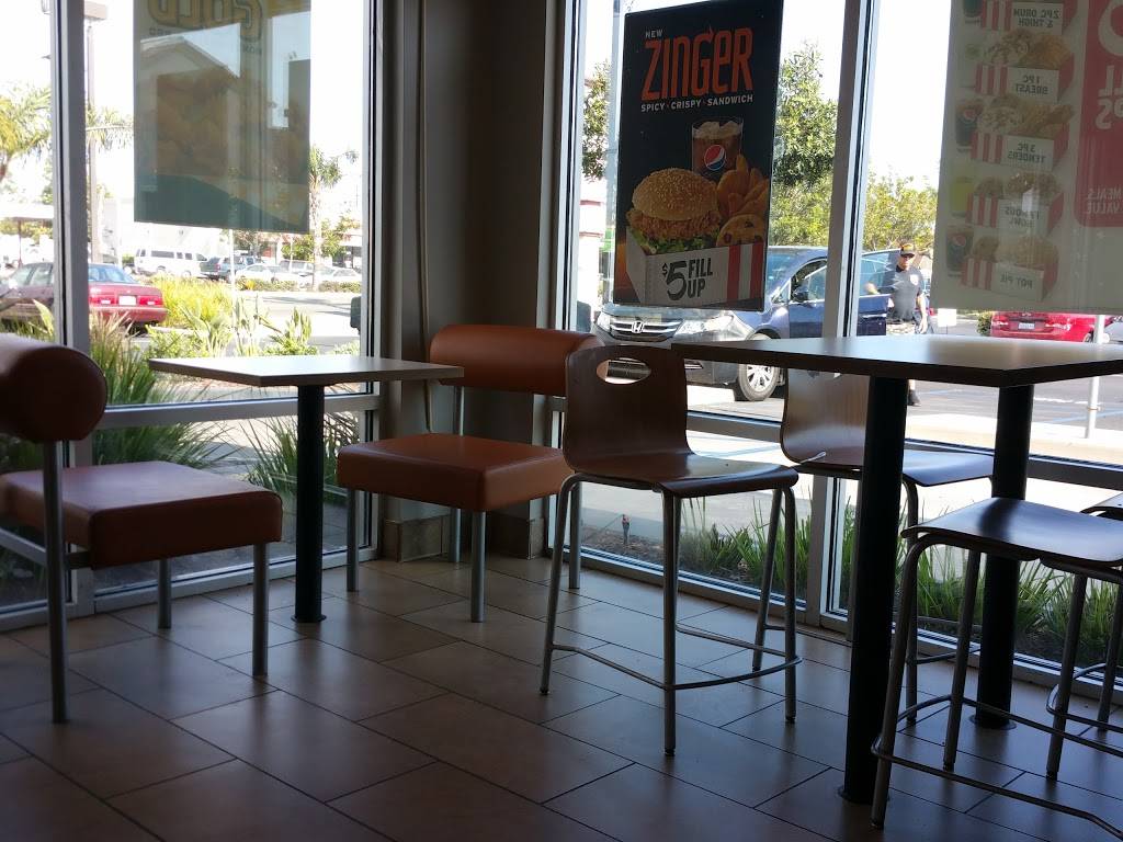 KFC | restaurant | 3351 Saviers Rd, Oxnard, CA 93033, USA | 8052405996 OR +1 805-240-5996