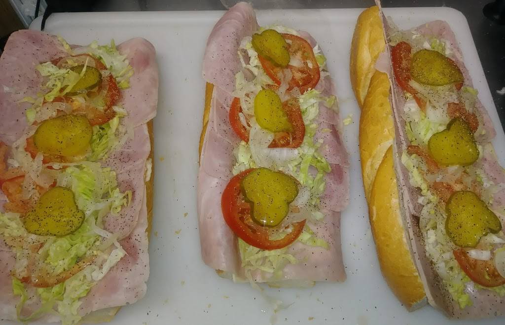 Torres calcano grocery | restaurant | 2080 Bellmore St, Philadelphia, PA 19134, USA | 2154261597 OR +1 215-426-1597