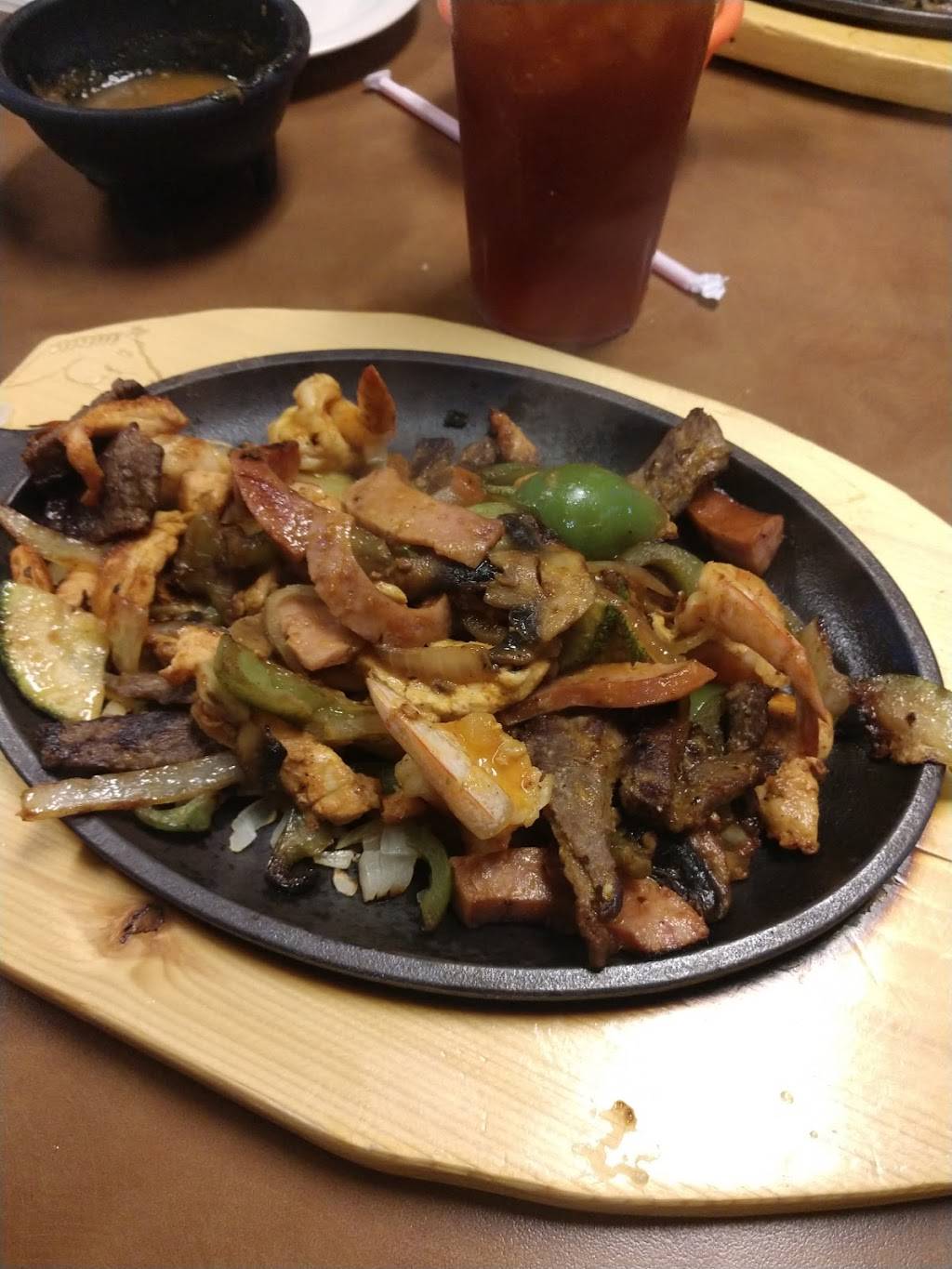 Taqueria El bronco &Restaurant | restaurant | 6201 N Fry Rd, Katy, TX 77449, USA | 2818559003 OR +1 281-855-9003