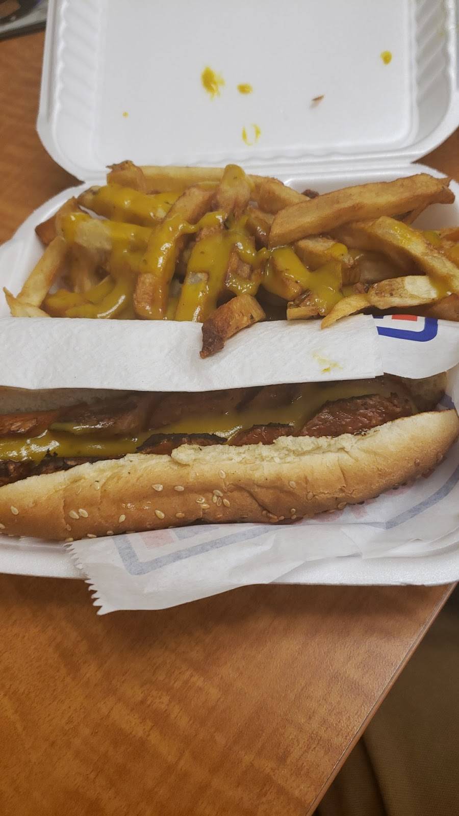 Kims Chip Wagon | restaurant | 1532 Laperriere Ave, Ottawa, ON K1Z 7T2, Canada | 6138645130 OR +1 613-864-5130